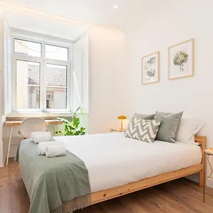 Guestready - Priorado - Yellow Lisbon